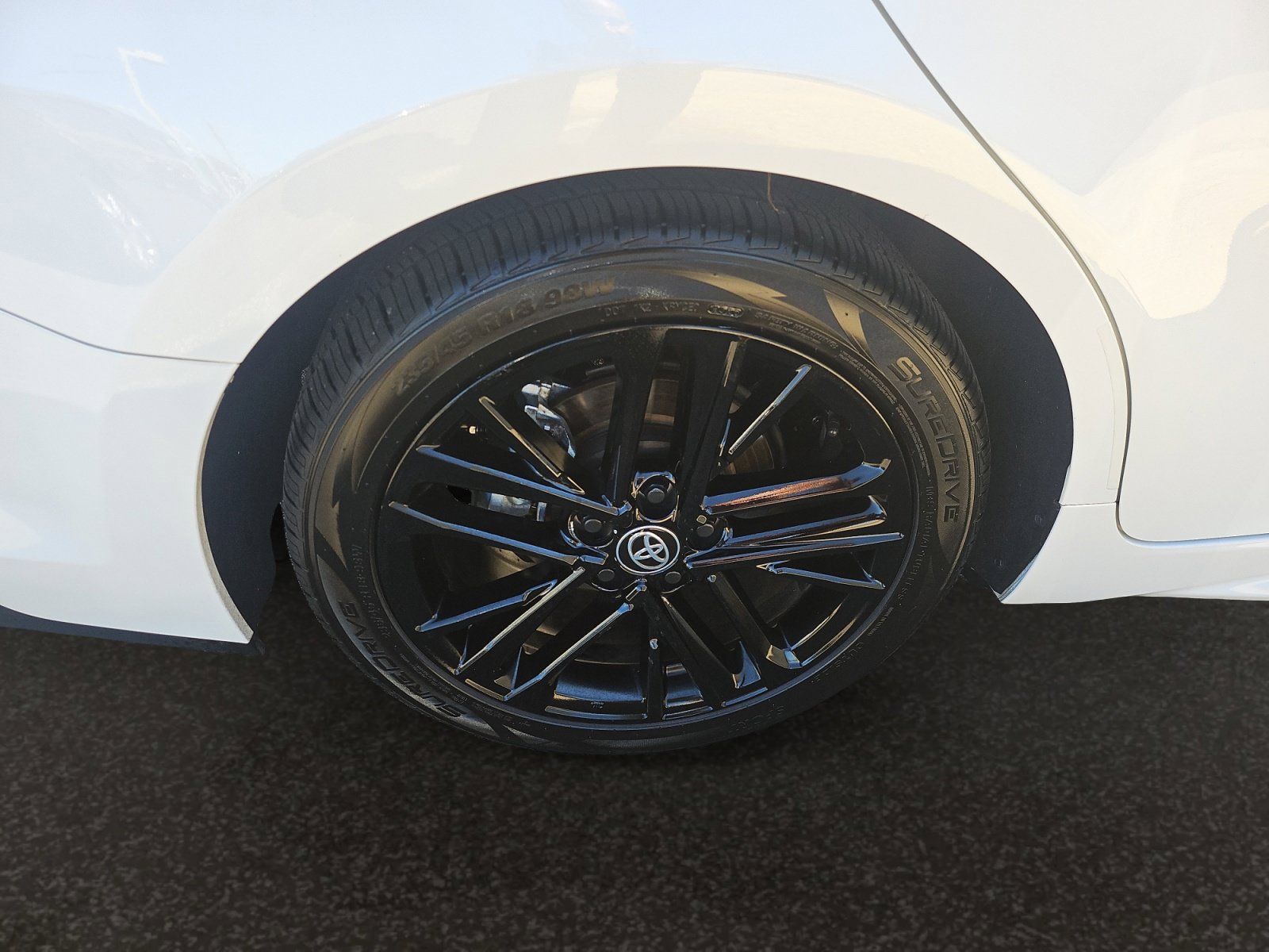 Used 2025 Toyota Camry SE FWD image 43