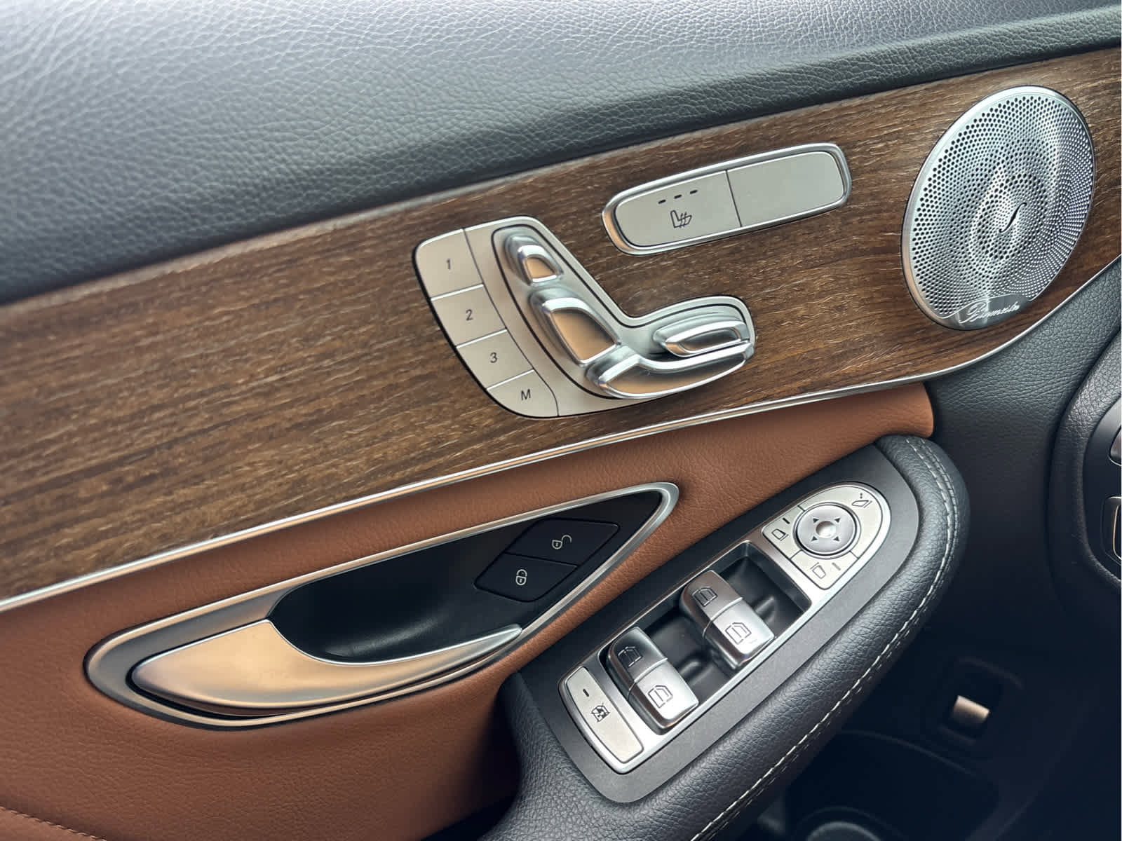 Used 2019 Mercedes-Benz C 300 4MATIC Sedan image 26