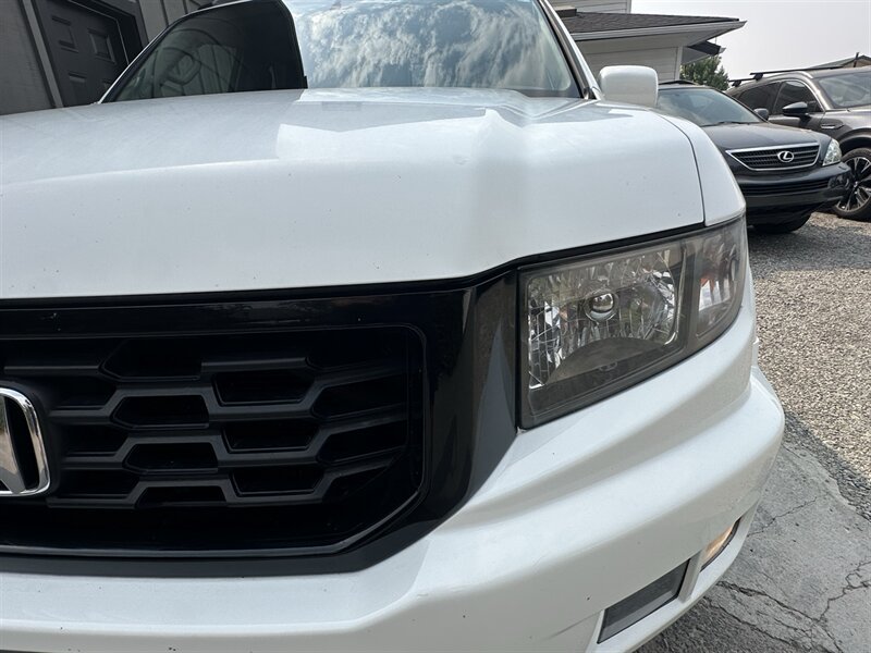 Used 2014 Honda Ridgeline SE image 23
