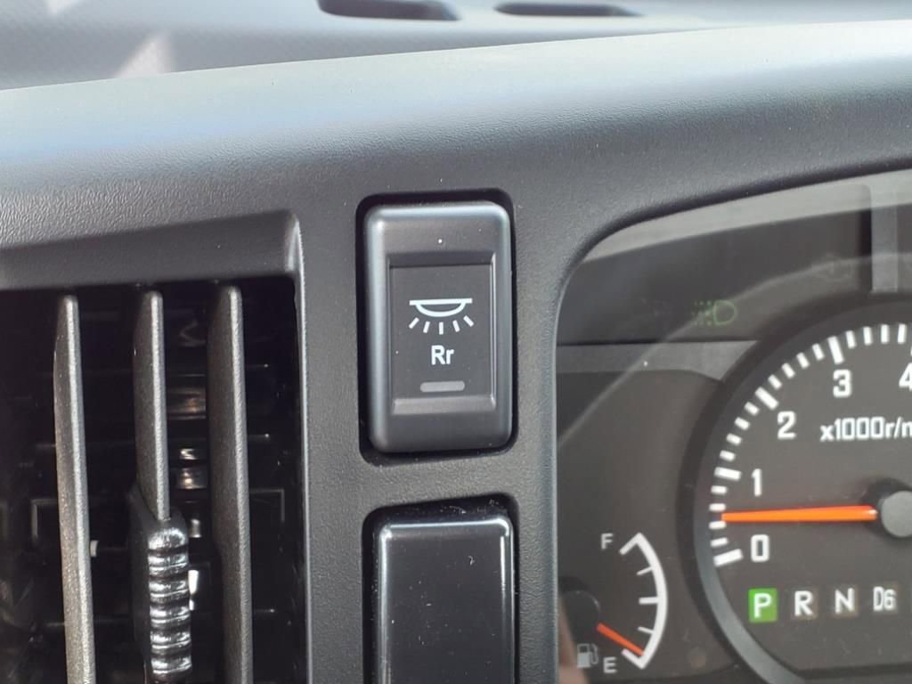 New 2024 Chevrolet Low Cab Forward image 10