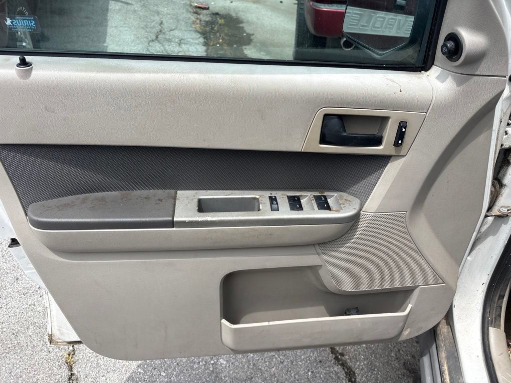 Used 2009 Ford Escape 2WD Hybrid image 15