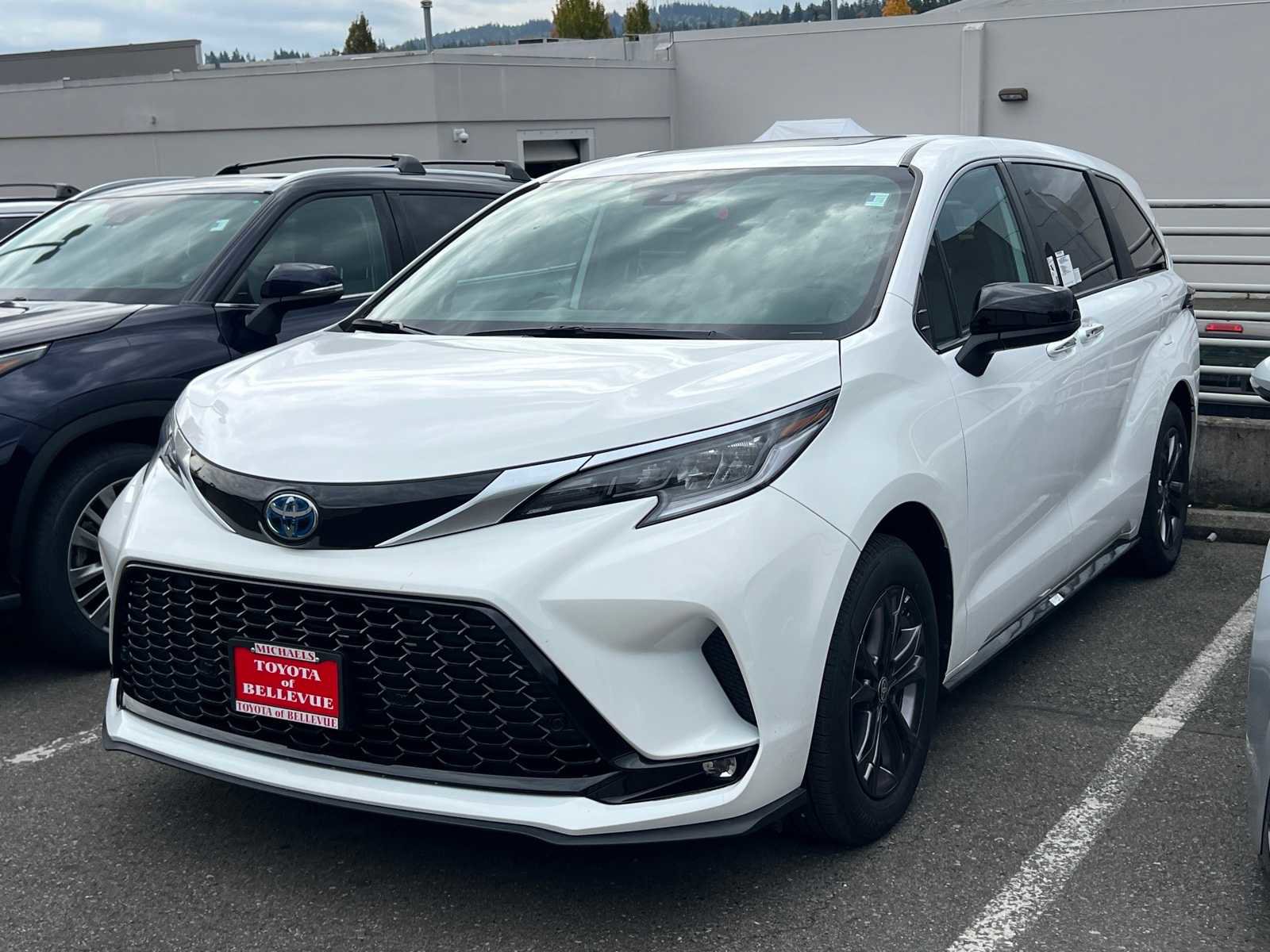 Used 2024 Toyota Sienna XSE