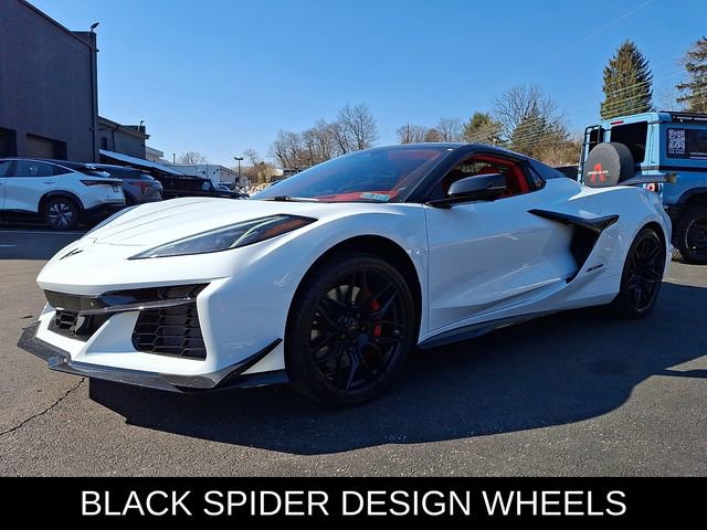 Used 2025 Chevrolet Corvette Z06 w/ Battery Protection Package image 3
