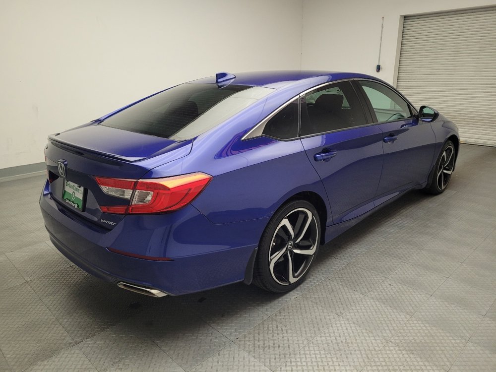 Used 2018 Honda Accord Sport image 9