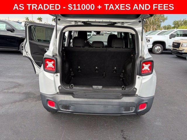 Used 2016 Jeep Renegade Latitude w/ Cold Weather Group AWD/4WD image 16