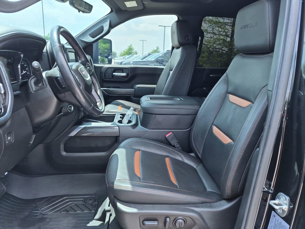 Used 2022 GMC Sierra 2500 AT4 w/ AT4 Premium Plus Package AWD/4WD image 19