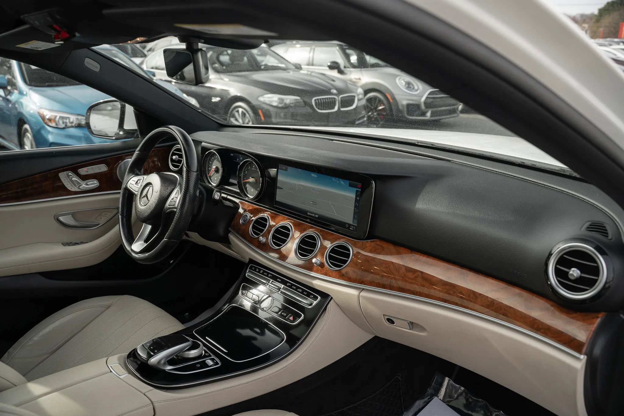 Used 2018 Mercedes-Benz E 300 4MATIC image 13