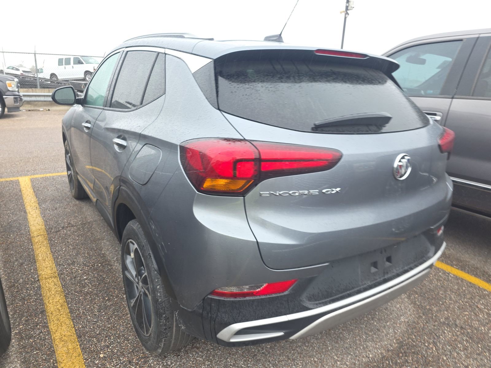 Used 2021 Buick Encore GX Select image 10