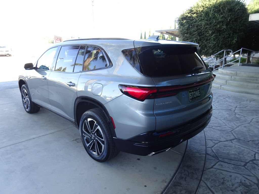 Certified 2026 Buick Enclave Sport Touring FWD image 6