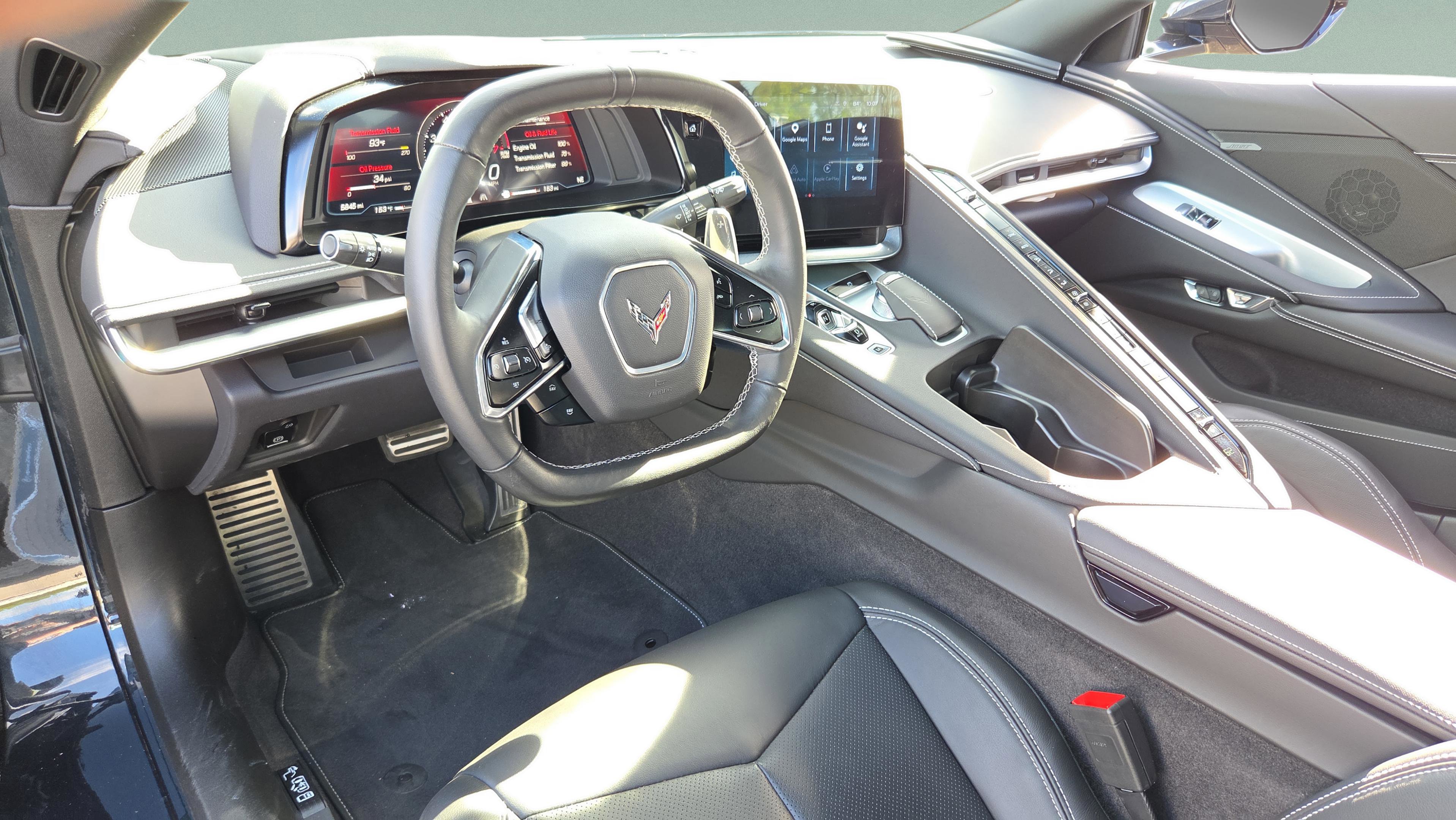 Used 2024 Chevrolet Corvette Stingray Coupe w/ Z51 Performance Package image 10