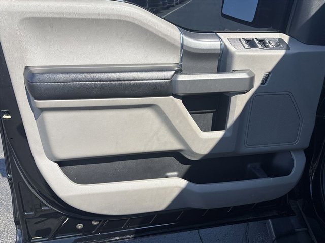 Used 2018 Ford F150 XLT w/ Equipment Group 302A Luxury image 21