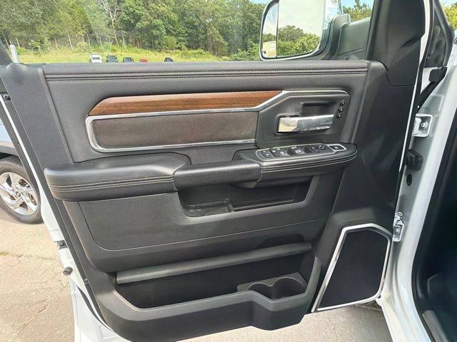 Used 2022 RAM 3500 Laramie AWD/4WD image 18
