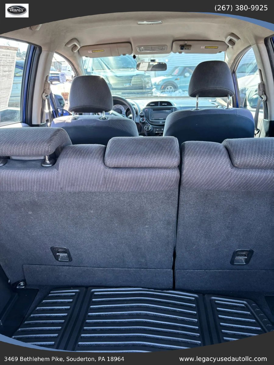 Used 2012 Honda Fit Sport image 39