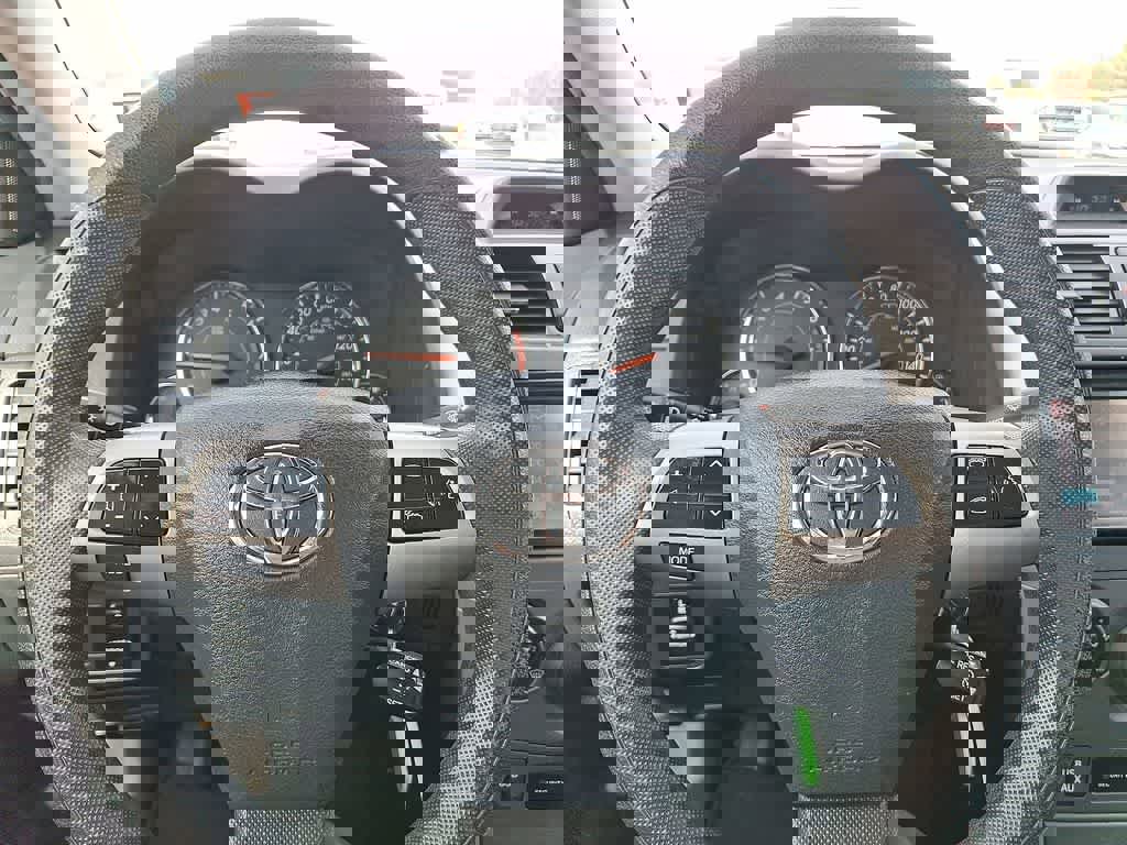 Used 2013 Toyota Corolla S Special Edition image 16