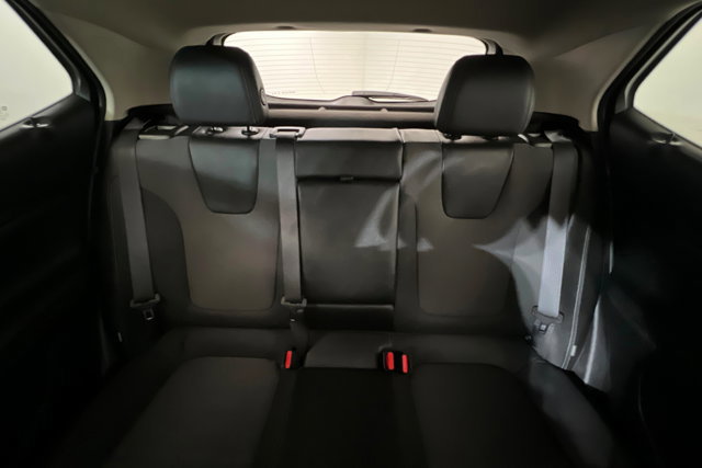 Used 2023 Buick Encore GX Select image 25