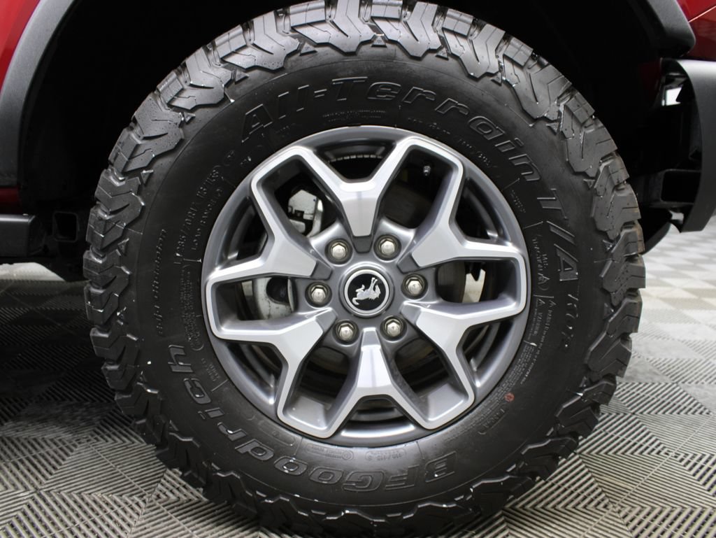 Used 2025 Ford Bronco Badlands AWD/4WD image 12