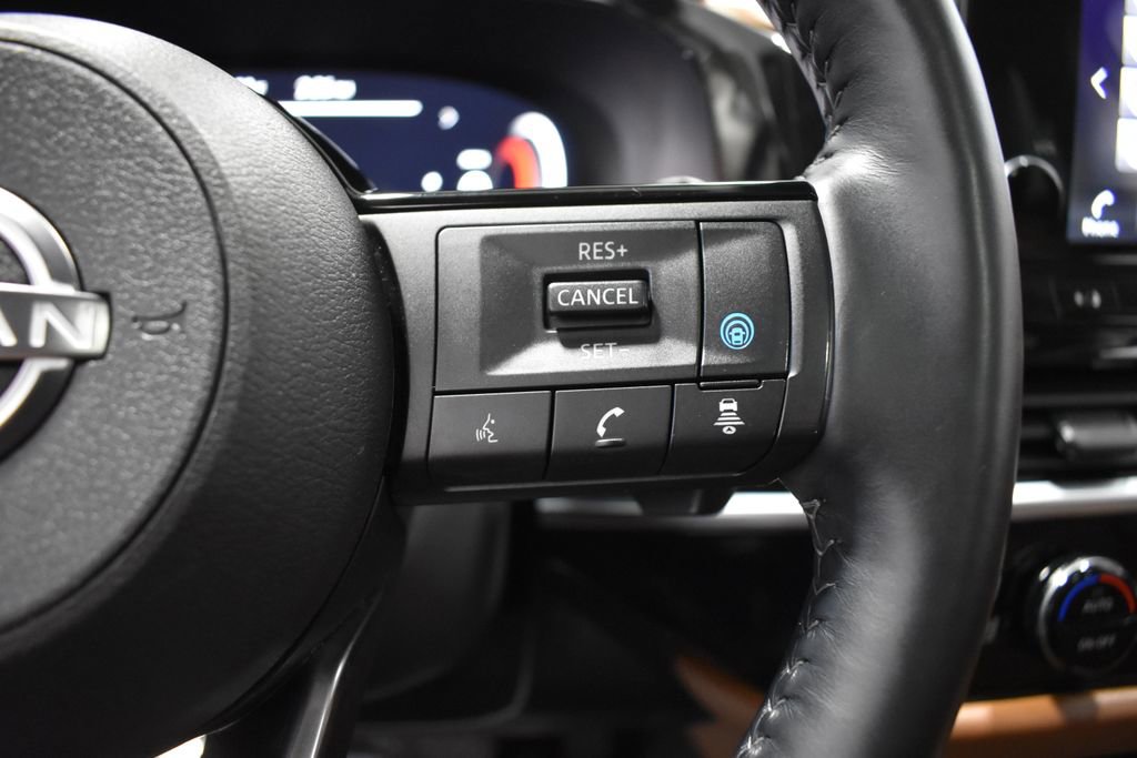 Certified 2023 Nissan Pathfinder Platinum w/ Cargo Package image 30