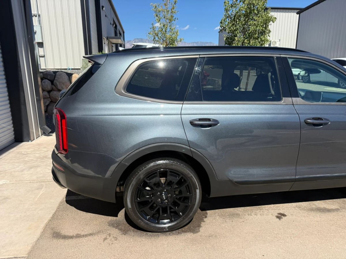 Used 2022 Kia Telluride SX w/ SX Prestige Package AWD/4WD image 10