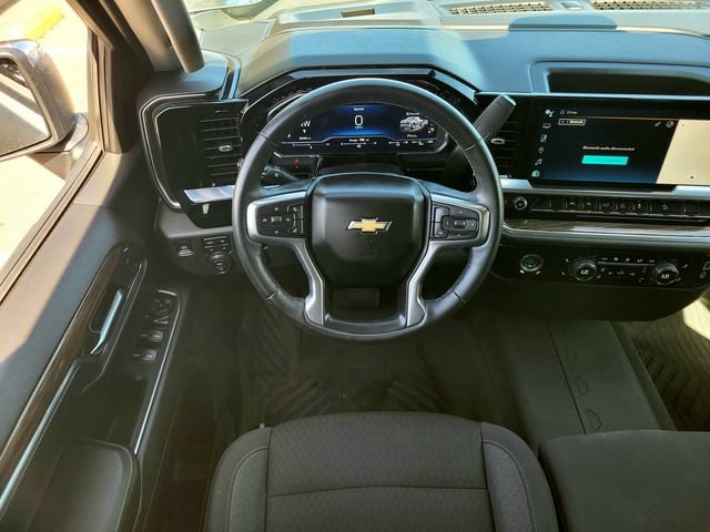 Certified 2023 Chevrolet Silverado 1500 LT w/ Z71 Off-Road Package AWD/4WD image 12