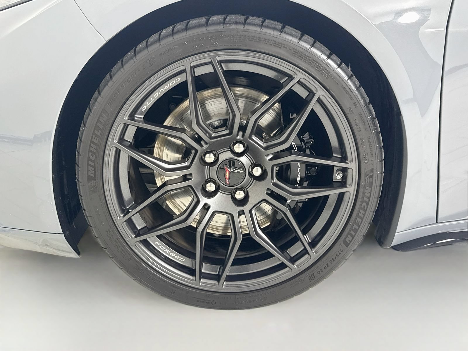 Used 2024 Chevrolet Corvette Z06 RWD image 9