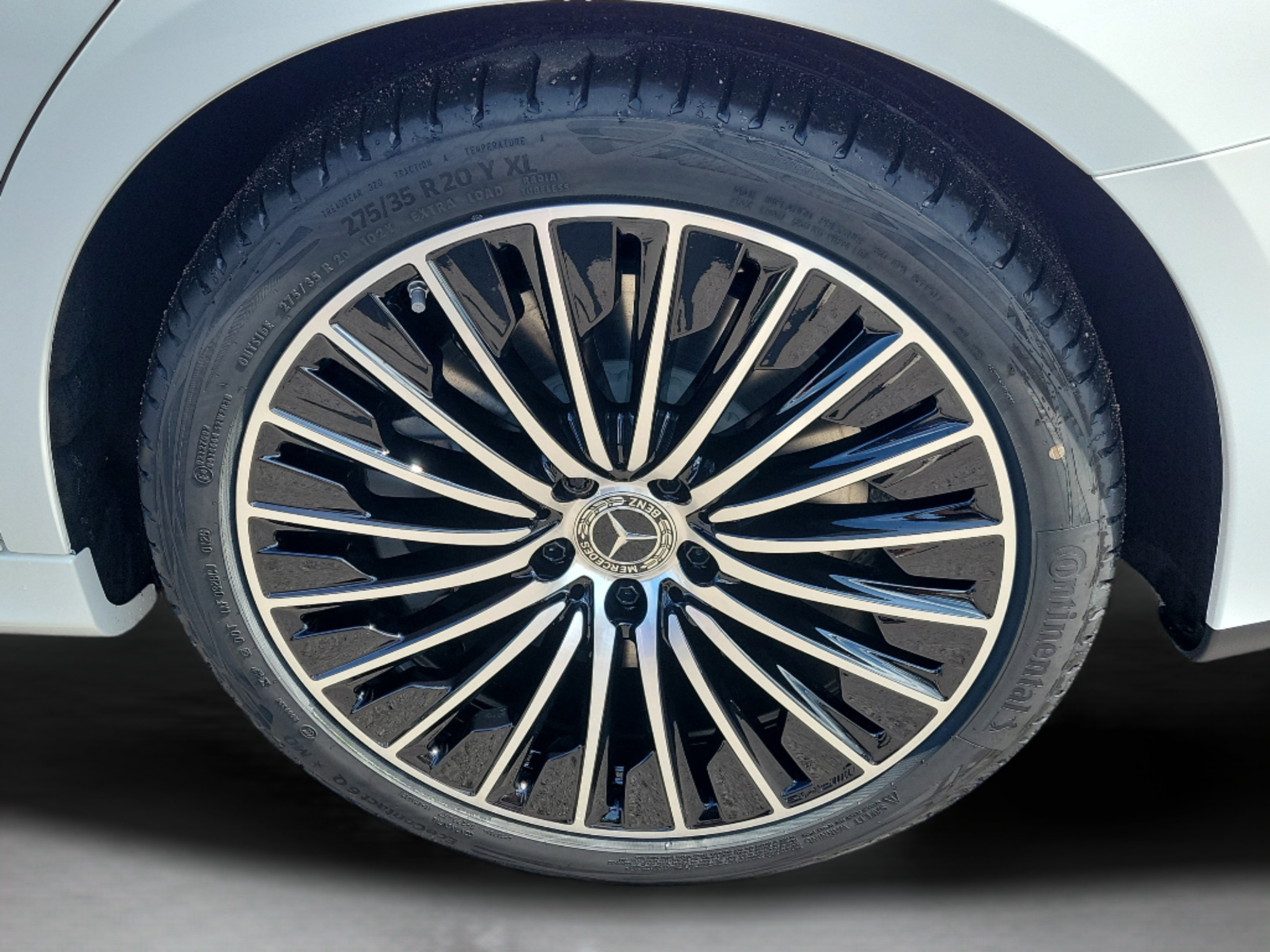 New 2026 Mercedes-Benz E 450 4MATIC Sedan image 29