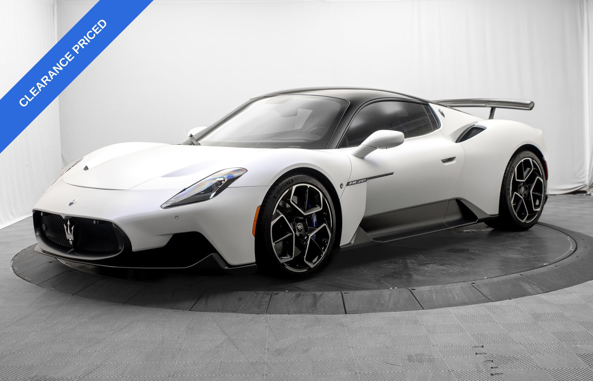 Used 2022 Maserati MC20 Coupe RWD image 7