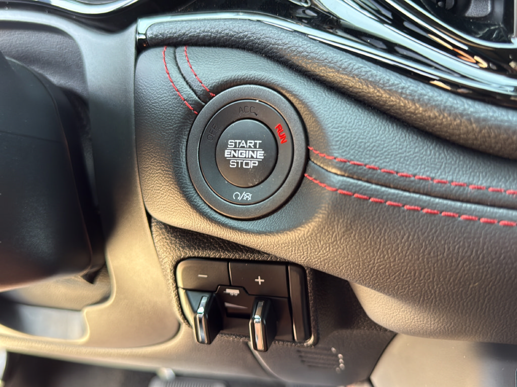Certified 2025 Dodge Durango GT AWD/4WD image 26