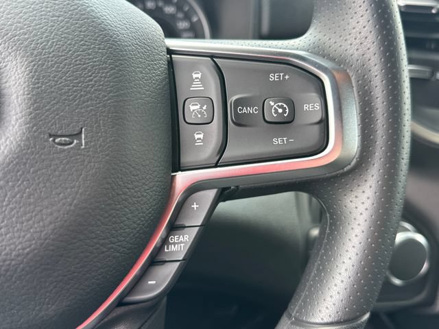 New 2026 RAM 1500 Express AWD/4WD image 19