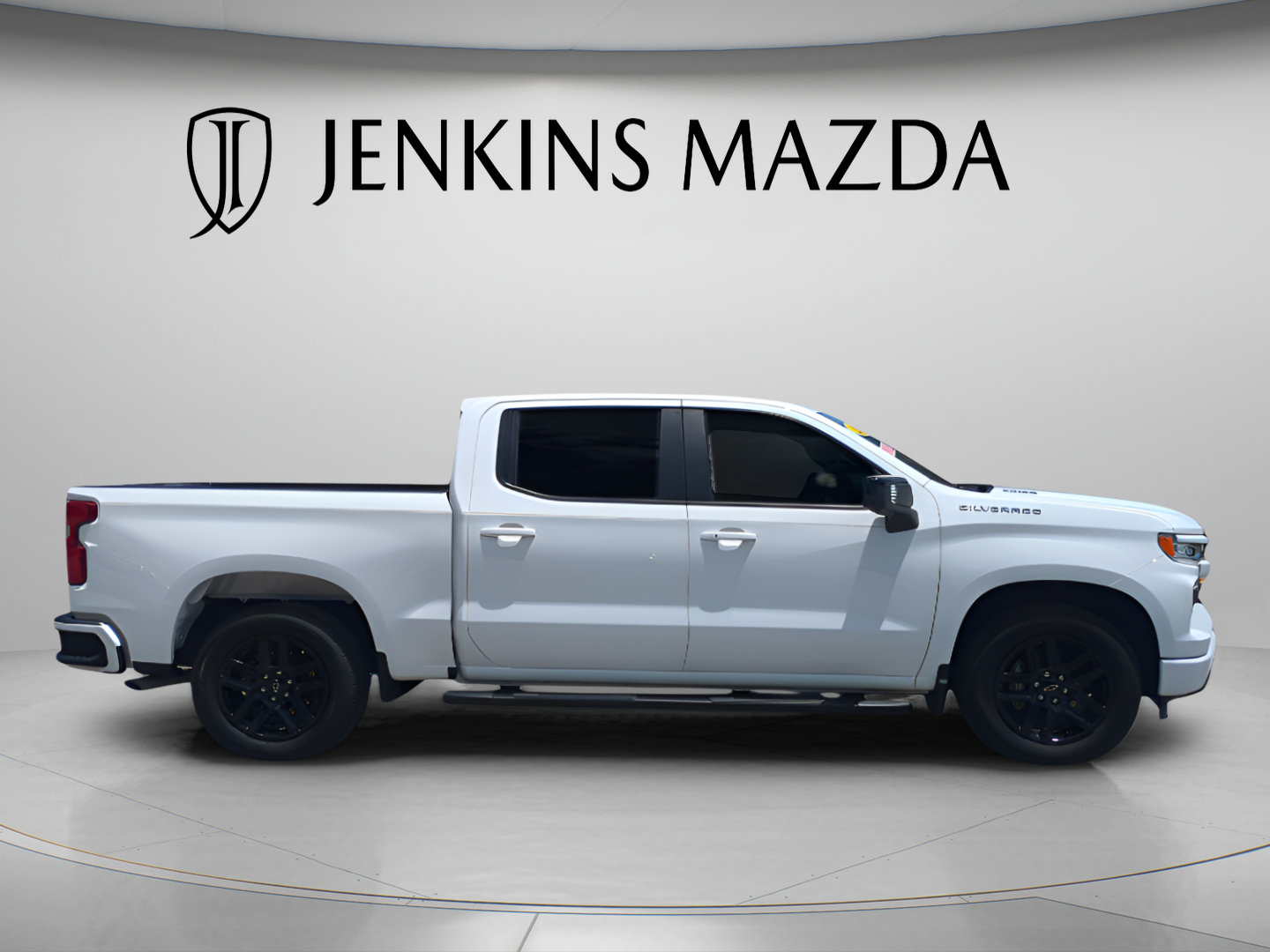 Used 2025 Chevrolet Silverado 1500 RST w/ Convenience Package II RWD image 7