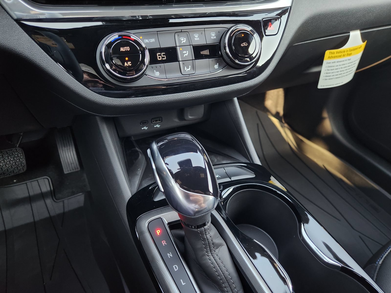 New 2026 Buick Envista Sport Touring w/ Convenience I Package FWD image 24