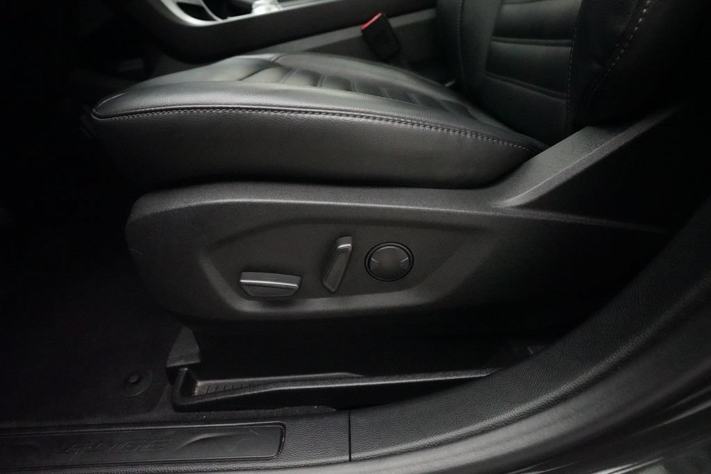 Used 2024 Ford Edge SEL w/ Convenience Package AWD/4WD image 31