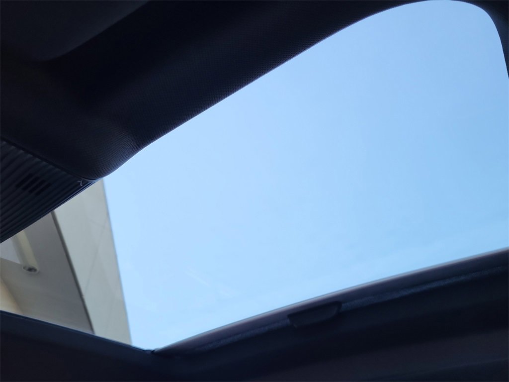 Used 2022 Volkswagen GTI Autobahn image 31