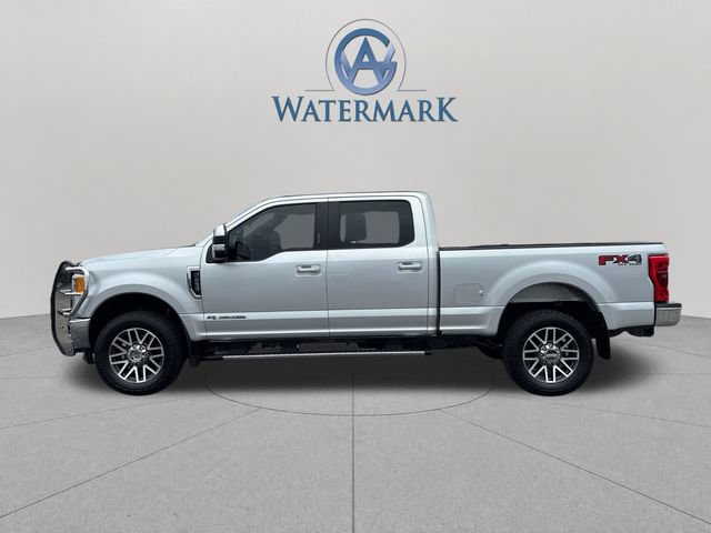 Used 2017 Ford F250 Lariat w/ Lariat Value Package AWD/4WD image 2