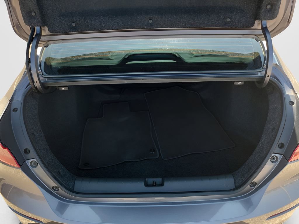 Used 2020 Honda Insight EX image 11