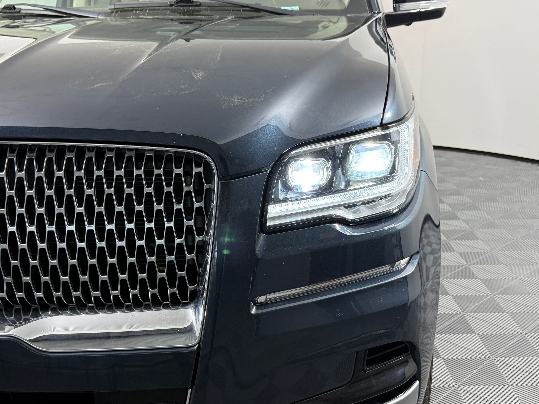 Used 2022 Lincoln Navigator Reserve image 12