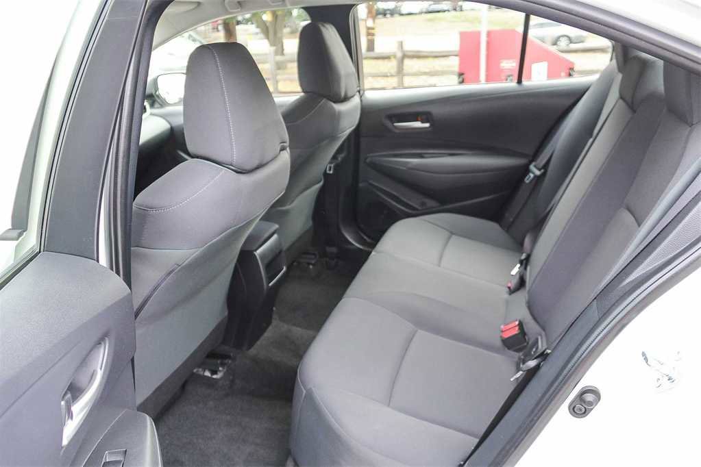 Used 2021 Toyota Corolla LE w/ Carpet Mat Package (TMS) image 14