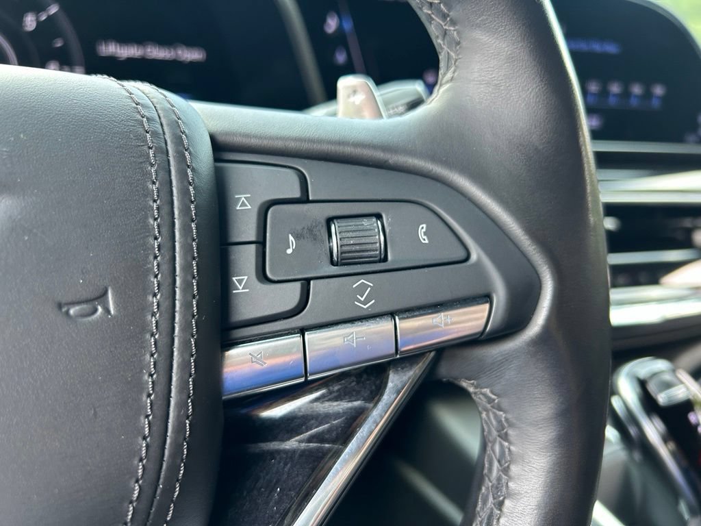 Used 2023 Cadillac Escalade V AWD/4WD image 29