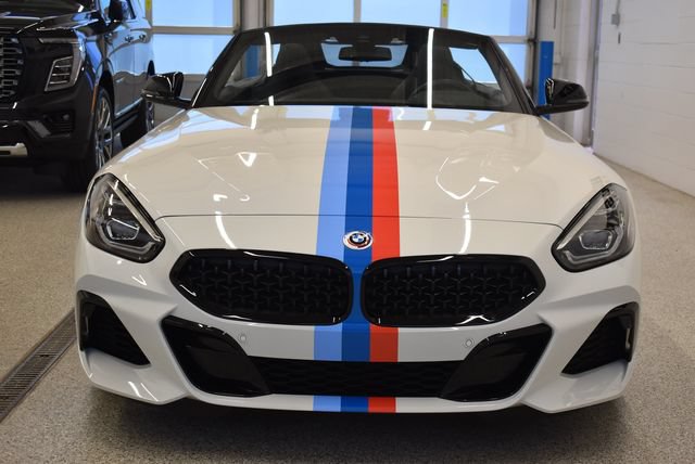 Used 2022 BMW Z4 sDrive30i w/ Premium Package 2 RWD image 3