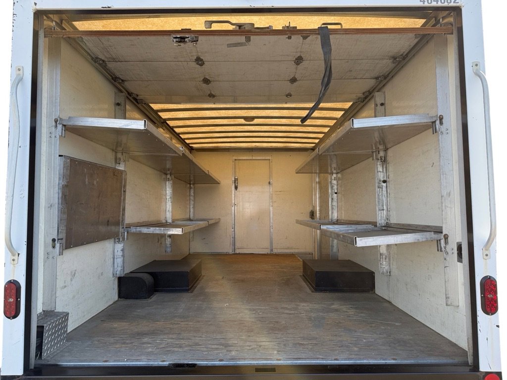 Used 2021 Ford E-350 and Econoline 350 Super Duty w/ Power Windows & Locks Group image 10