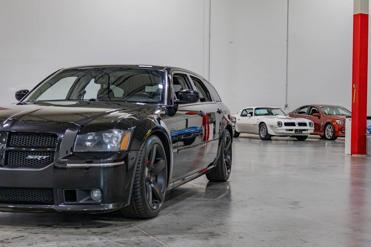 Used 2006 Dodge Magnum SRT8 w/ SRT Option Group III RWD image 31