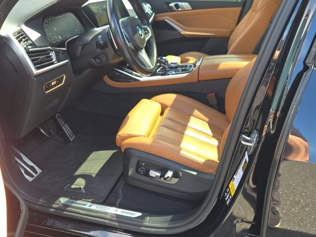 Used 2022 BMW X7 M50i w/ Executive Package AWD/4WD image 12