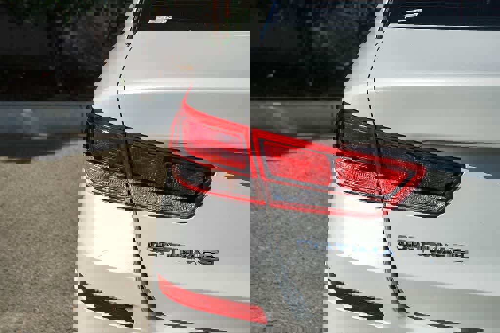 Used 2020 Kia Optima LX image 7