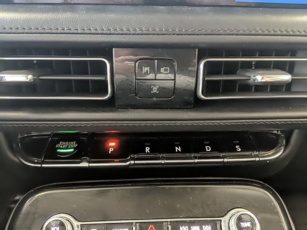 Certified 2023 Lincoln Nautilus AWD w/ Premium Package image 18