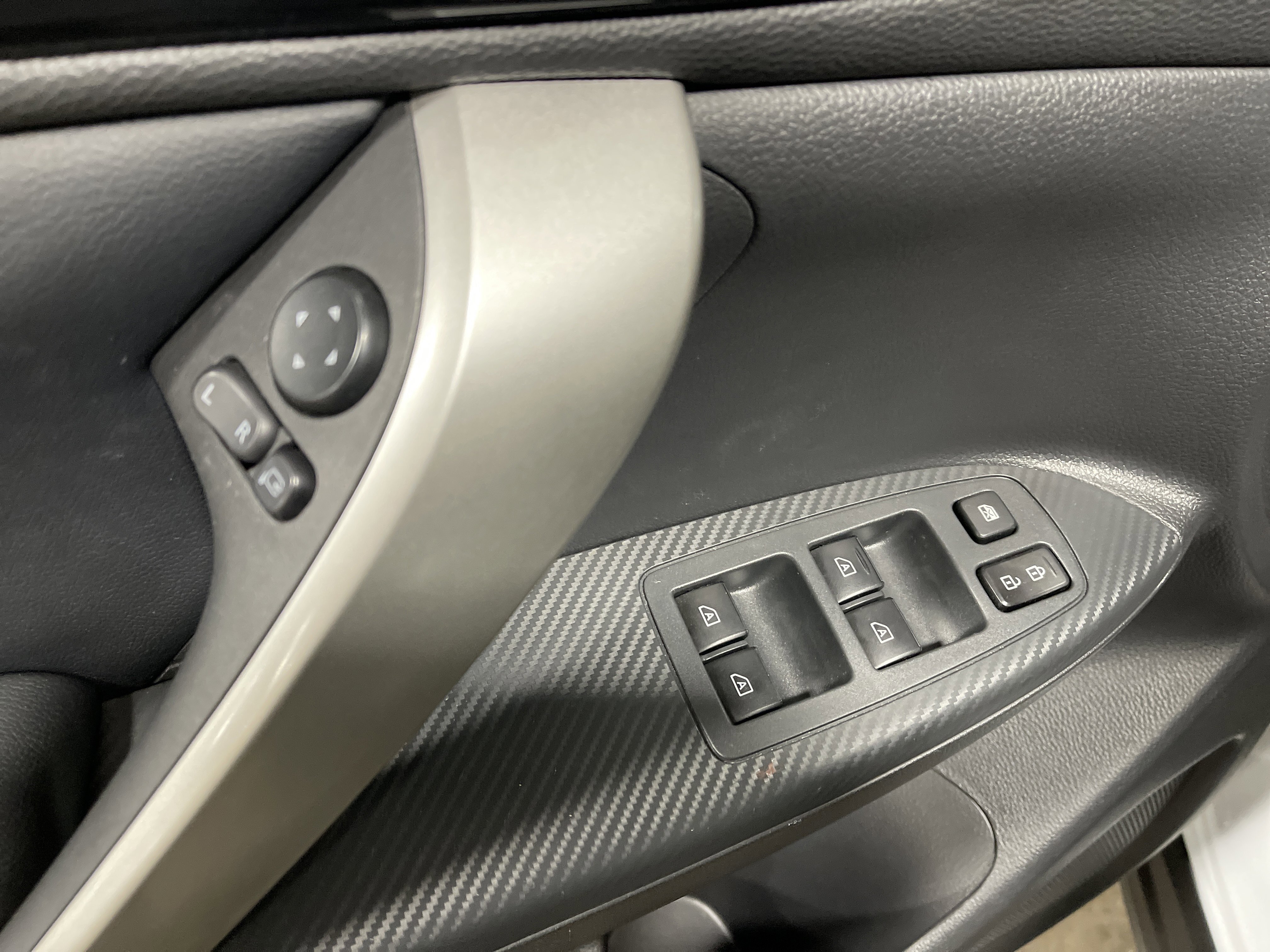 Used 2024 Mitsubishi Eclipse Cross SEL image 7