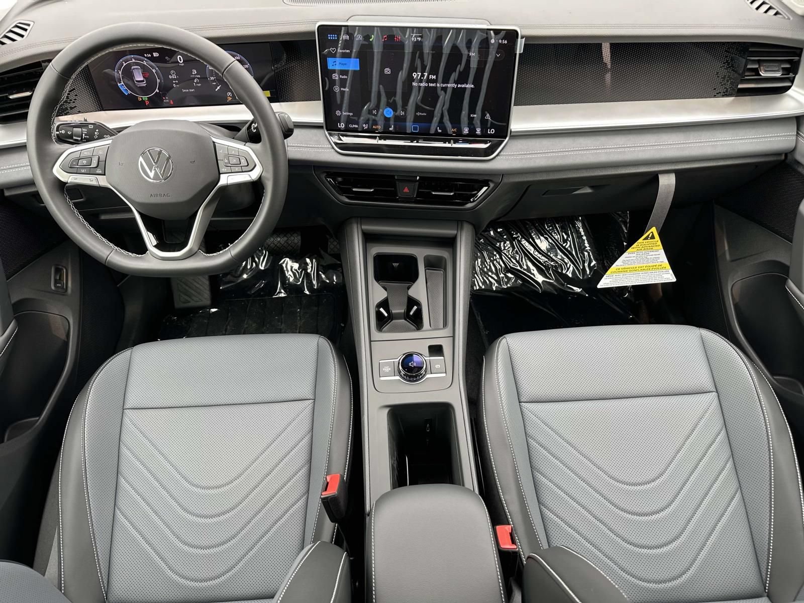 New 2026 Volkswagen Tiguan SE AWD/4WD image 11