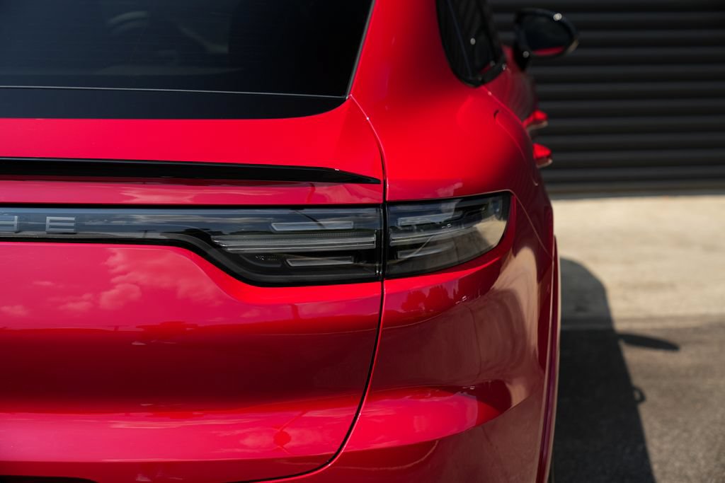 Certified 2023 Porsche Cayenne GTS AWD/4WD image 16
