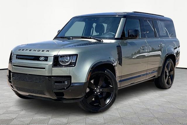 Used 2024 Land Rover Defender 130 X-Dynamic SE image 1
