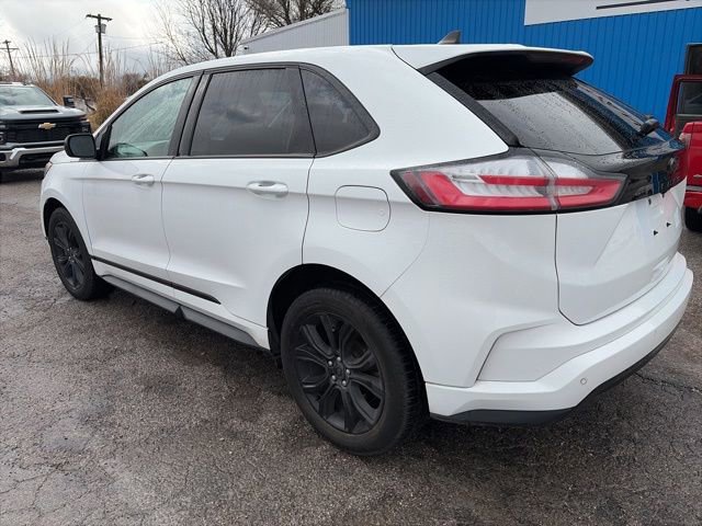 Used 2022 Ford Edge SE w/ Black Appearance Package AWD/4WD image 10