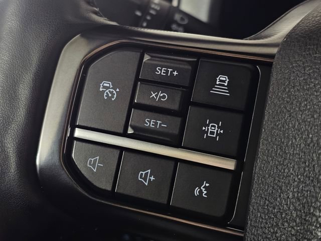 Used 2024 Ford F150 Platinum w/ FX4 Off-Road Package image 36