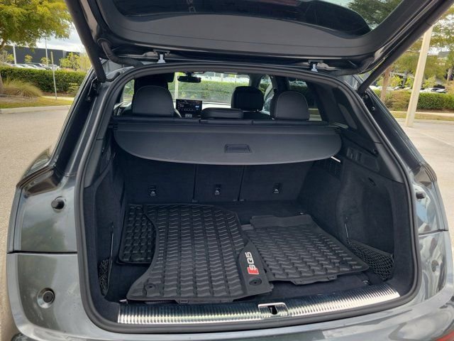 Used 2021 Audi SQ5 Premium Plus w/ Premium Plus Package image 8